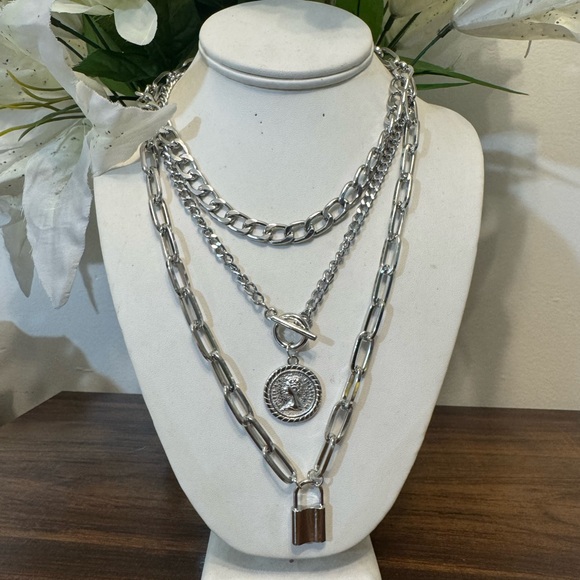 Aesthetic Necklace Contemporary Jewelry Bib Necklace, StatemenT NECKLACE - Picture 11 of 16